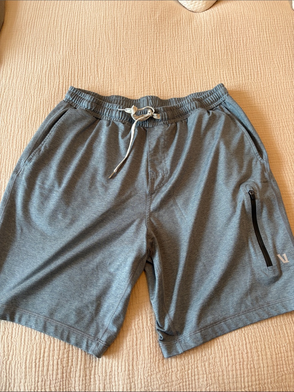 Vuori Men's Athletic Drawstring Shorts in Heather Gray